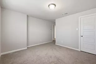 4773 Tanglewood Dr, Haltom City, TX 76137 - Photo 32