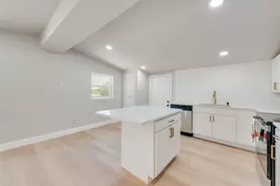 502 E Waco St, Palmer, TX 75152 - Photo 12