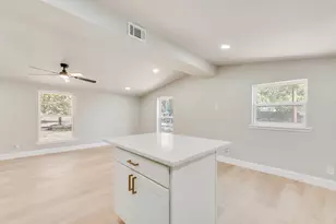 502 E Waco St, Palmer, TX 75152 - Photo 10