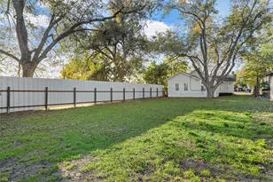 2406 Gorman Ave, Waco, TX 76707 - Photo 24