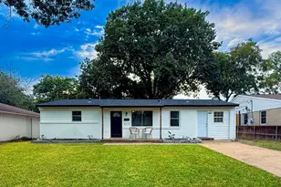 417 Birchwood Cir, Mesquite, TX 75149 - Photo 2