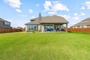 12604 Eagles Bluff, Godley, TX 76044 - Photo 32