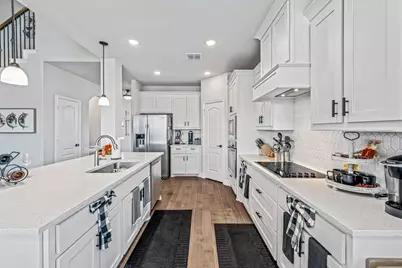 12604 Eagles Bluff, Godley, TX 76044 - Photo 6