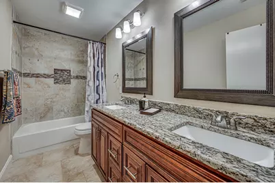 211 Willow Creek Court, Mansfield, TX 76063 - Photo 16