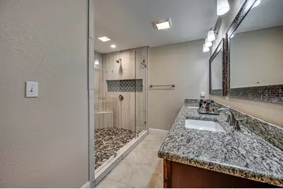 211 Willow Creek Court, Mansfield, TX 76063 - Photo 20