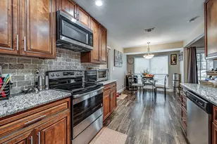 211 Willow Creek Ct, Mansfield, TX 76063 - Photo 14