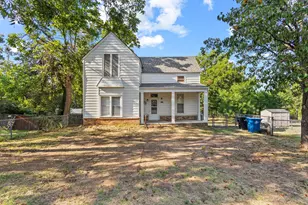 1211 W Owing St, Denison, TX 75020 - Photo 2