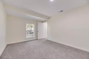 2663 Crest Ave, Dallas, TX 75216 - Photo 12