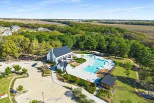 1609 Cotton Rd, Van Alstyne, TX 75495 - Photo 2