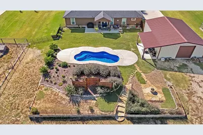 2375 County Road 4010, Decatur, TX 76234 - Photo 30