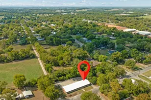 700 S Donoho St, Clarksville, TX 75426 - Photo 10