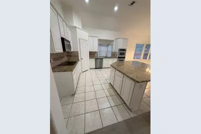 11821 Stephenville Drive, Frisco, TX 75035 - Photo 10