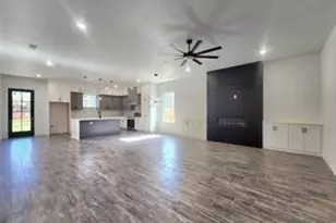 2121 S Edgewood Terrace, Fort Worth, TX 76105 - Photo 6