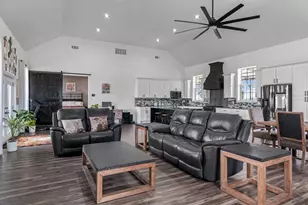 190 Private Rd 7786, Wills Point, TX 75169 - Photo 14