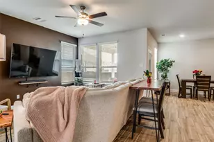 8413 Alba Ln, Rowlett, TX 75089 - Photo 6