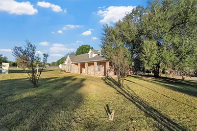 306 Baker Lane, Robinson, TX 76706 - Photo 2