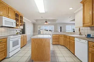 306 Baker Ln, Robinson, TX 76706 - Photo 16