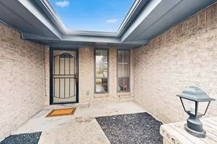 534 Henderson Cir, Garland, TX 75040 - Photo 4