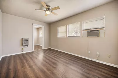 3837B Earl Street, Fort Worth, TX 76111 - Photo 26