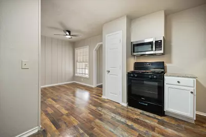 3837B Earl Street, Fort Worth, TX 76111 - Photo 12