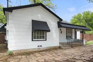 3837B Earl St, Fort Worth, TX 76111 - Photo 2