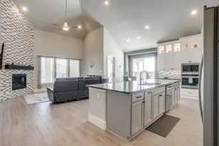 5637 Pope Creek Rd, Fort Worth, TX 76126 - Photo 8