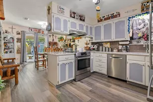 1307 Bradley Ct, Cleburne, TX 76033 - Photo 16