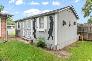 1307 Bradley Ct, Cleburne, TX 76033 - Photo 40