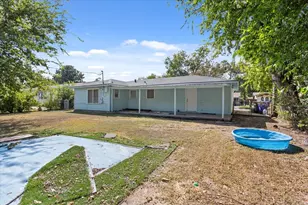 2424 S 26th St, Waco, TX 76706 - Photo 22