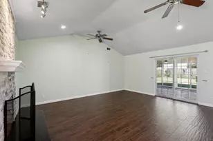 3554 Mercury Dr, Grapevine, TX 76051 - Photo 6