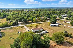 406 Hilltop Meadows Ct, Springtown, TX 76082 - Photo 8