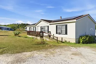 406 Hilltop Meadows Ct, Springtown, TX 76082 - Photo 2