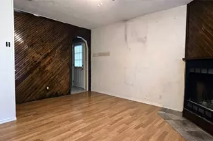 730 Pinehill Ln, Grand Prairie, TX 75052 - Photo 12