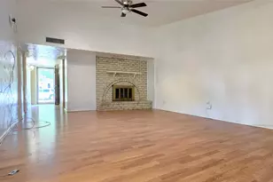 730 Pinehill Ln, Grand Prairie, TX 75052 - Photo 22