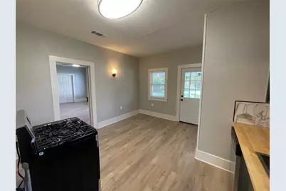 800 Jefferson Street, Bowie, TX 76230 - Photo 18