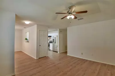 10109 Pack Saddle Trail, Fort Worth, TX 76108 - Photo 4