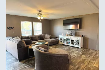 312 Candlewood Circle, Gainesville, TX 76240 - Photo 6