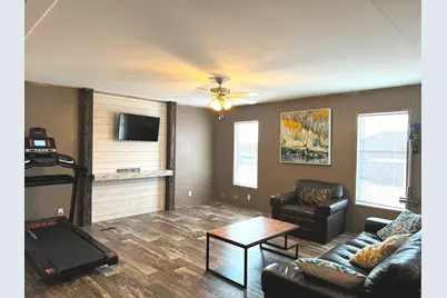 312 Candlewood Circle, Gainesville, TX 76240 - Photo 12