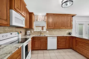 2901 Yorkshire Dr, Sherman, TX 75092 - Photo 10