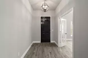 1105 Hoyt Dr, McKinney, TX 75071 - Photo 2