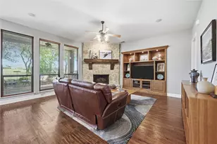 8930 Crockett Dr, Lantana, TX 76226 - Photo 14