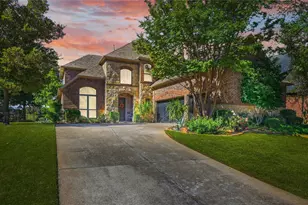 8930 Crockett Dr, Lantana, TX 76226 - Photo 2