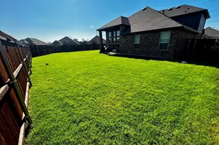 8375 George Brown Dr, Garland, TX 75043 - Photo 14