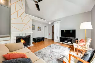 1106 Alameda Dr, Carrollton, TX 75007 - Photo 4