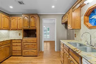 3501 Greenleaf Dr, Waco, TX 76710 - Photo 14