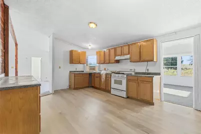 1491 County Road 319 #B, Cleburne, TX 76033 - Photo 8