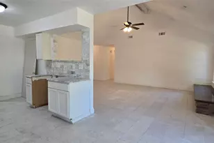 3662 Forest Trail Dr, Grand Prairie, TX 75052 - Photo 8