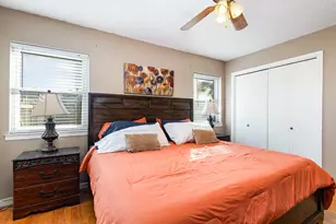 808 Ravenwood Dr, Arlington, TX 76013 - Photo 14