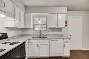 648 S Rogers Rd, Irving, TX 75060 - Photo 10