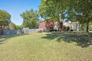 5010 Coventry Ln, Arlington, TX 76017 - Photo 38